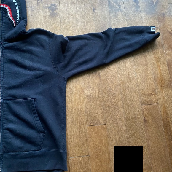 BAPE shark full zip up hoodie w/Camo head - Picture 14 of 15
